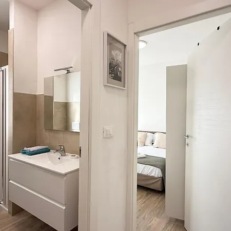 Renovated - Relaxation Just 5 Minutes From The Sea